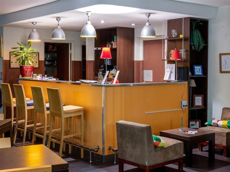Noemys Toulon La Valette - Hotel Restaurant Avec Piscine Екстер'єр фото
