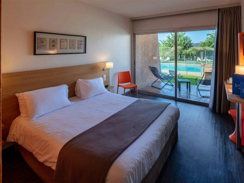 Noemys Toulon La Valette - Hotel Restaurant Avec Piscine Екстер'єр фото