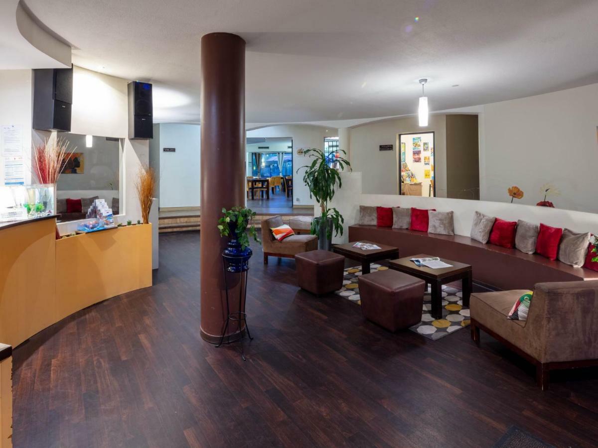 Noemys Toulon La Valette - Hotel Restaurant Avec Piscine Екстер'єр фото