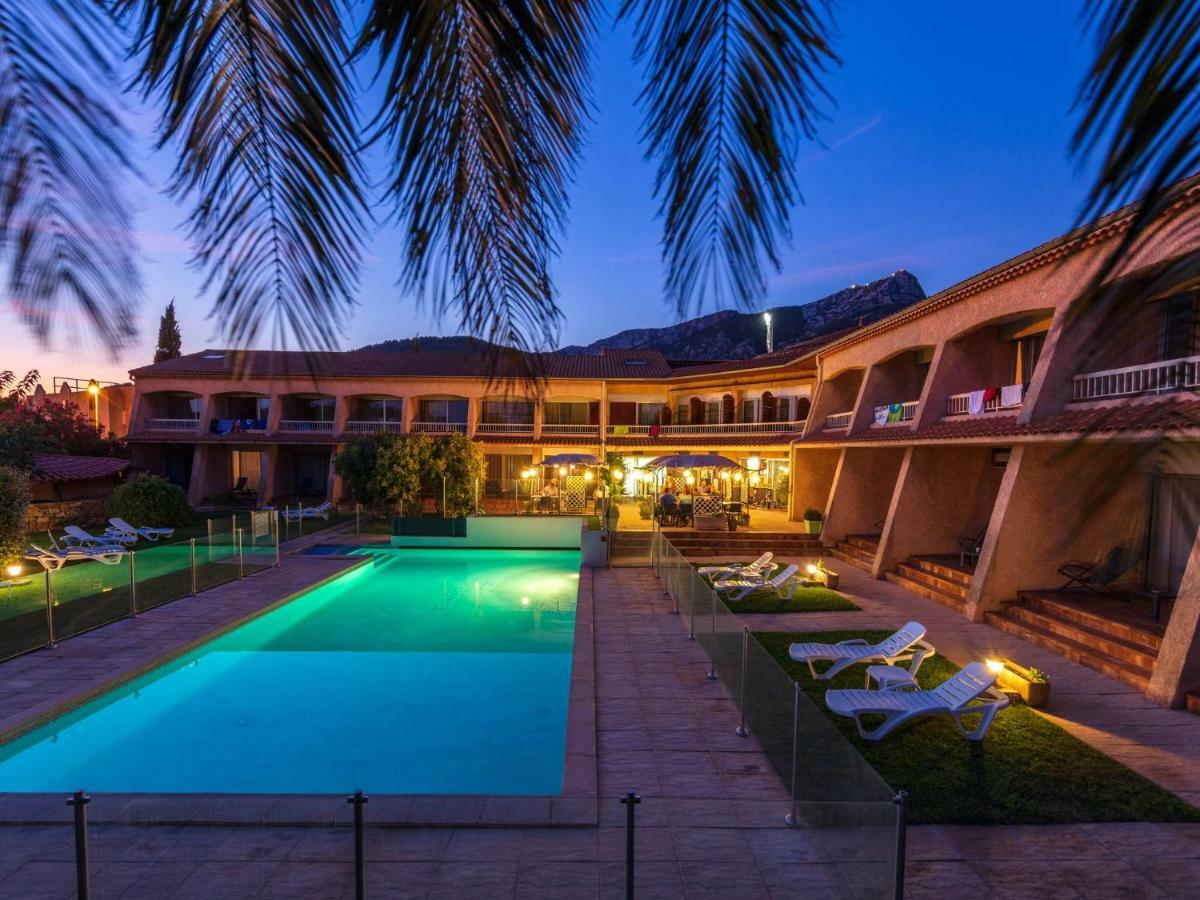 Noemys Toulon La Valette - Hotel Restaurant Avec Piscine Екстер'єр фото